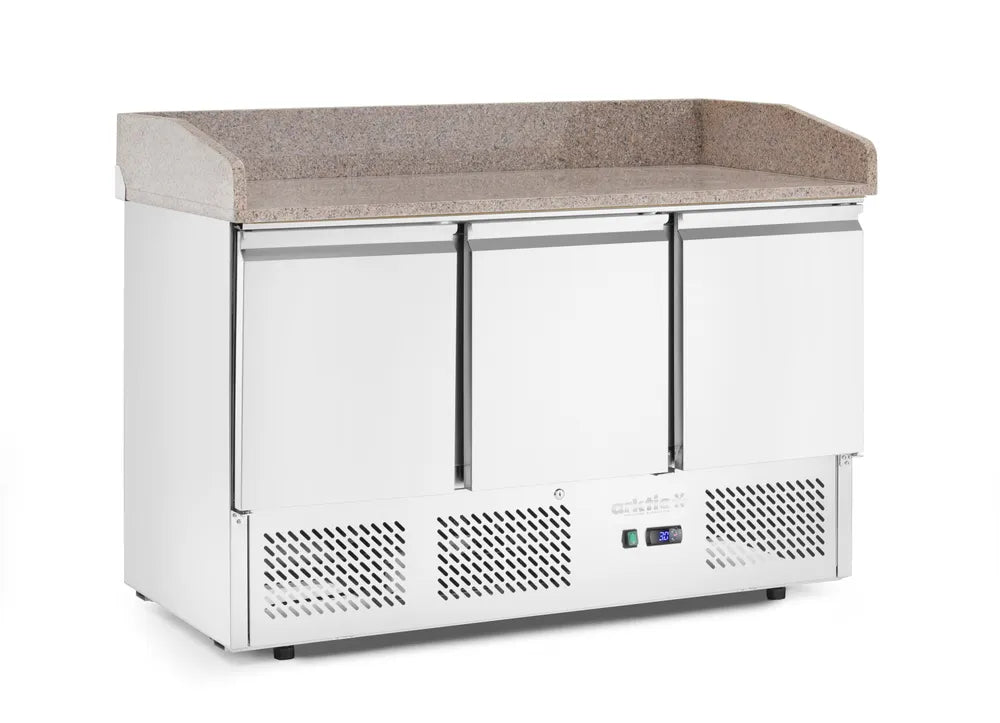Pizzatisch, dreitürig mit Aufsatzkühlvitrine 380+40L, Arktic, 254L, 230V/400W, 1400x700x(H)1491mm