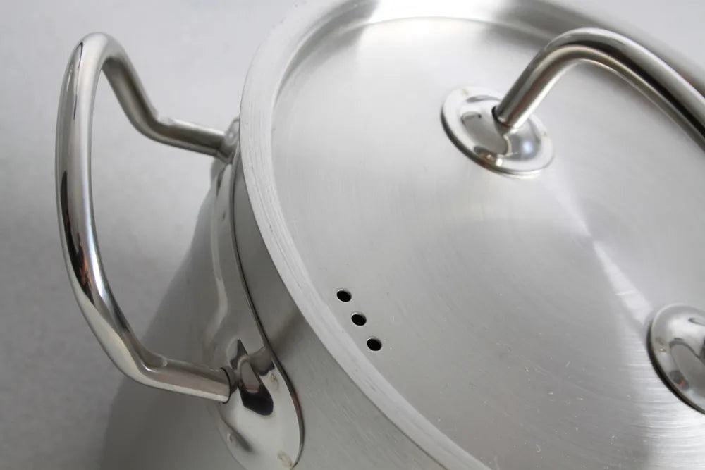 Kochtopf, hoch - mit Deckel, HENDI, Kitchen Line, 2,8L, ⌀160x(H)140mm