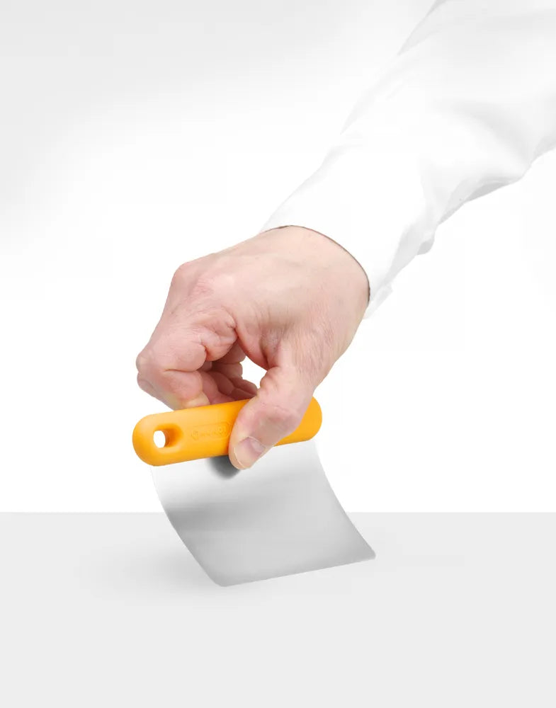 Pizzaschaber heavy-duty, HENDI, designed by Robert Bronwasser, Orange, 130x95x(H)13mm